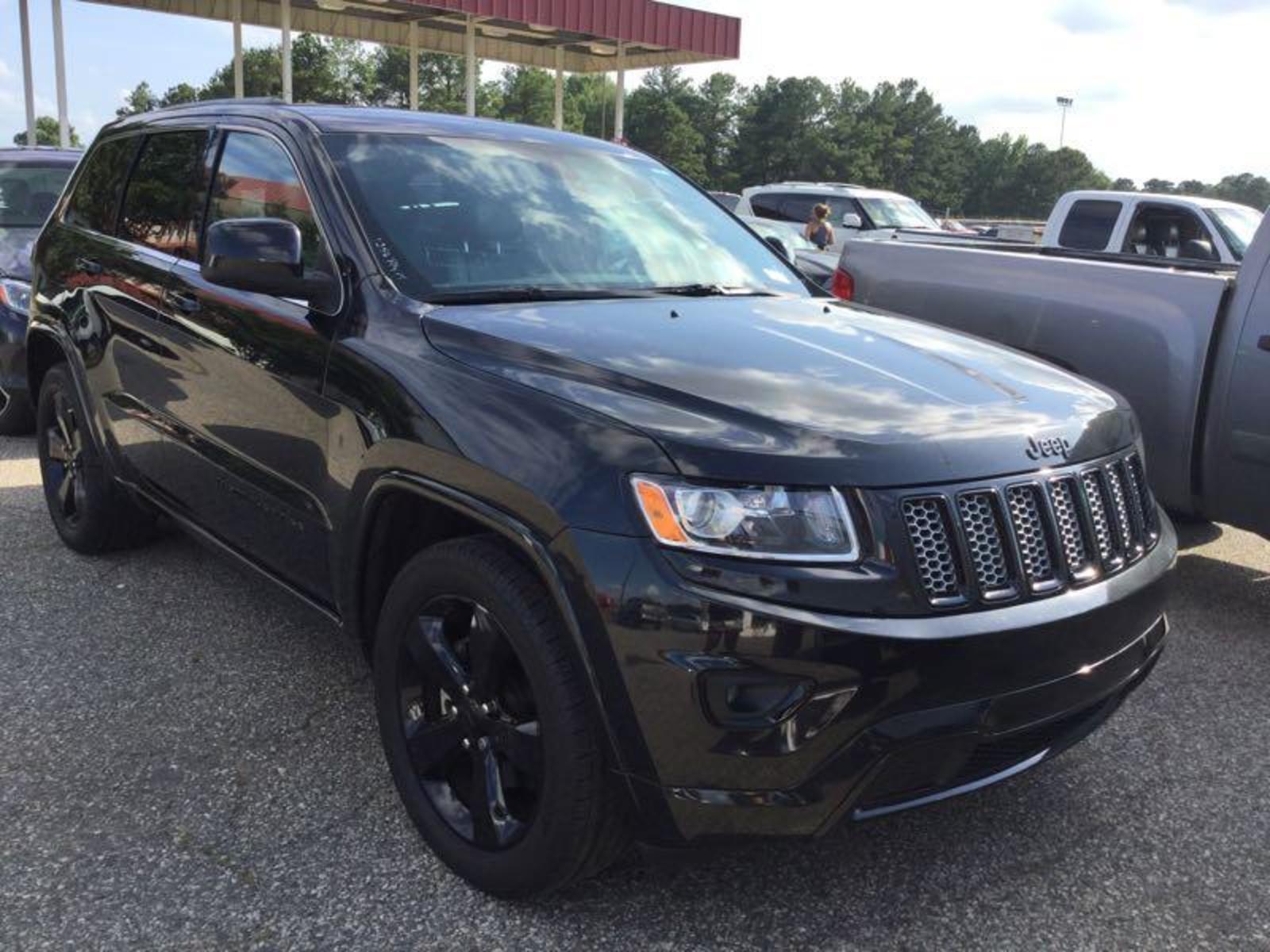 2015 Jeep Grand Cherokee LAREDO