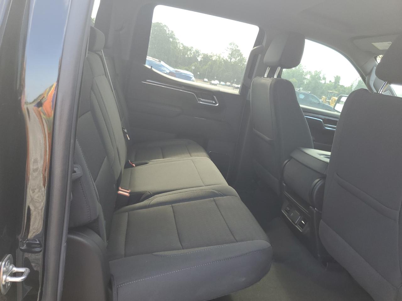 2025 Chevrolet Silverado C1500 LT