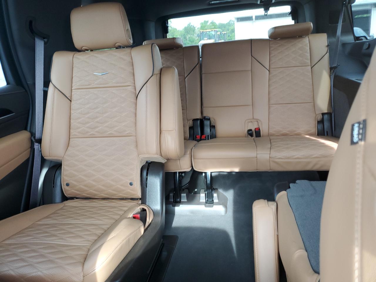 2023 Cadillac Escalade Sport